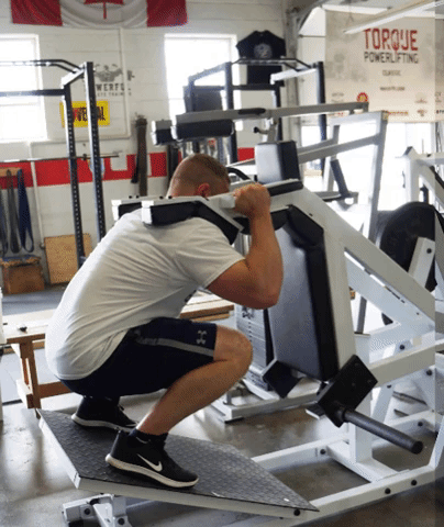 power squat machine form